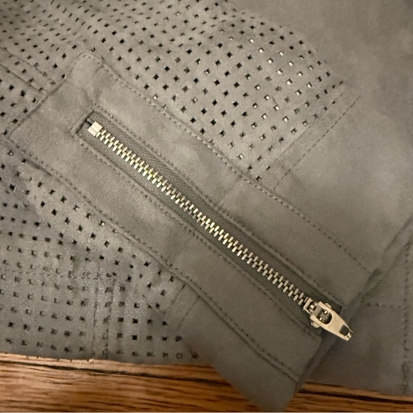 Anthro Hei Hei Gray Vegan Suede Moto Jacket Perforated Zip Women’s M NWOT - Picture 4 of 5